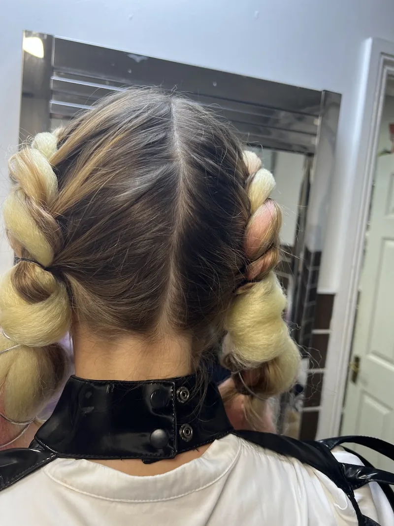 Hair salons in London