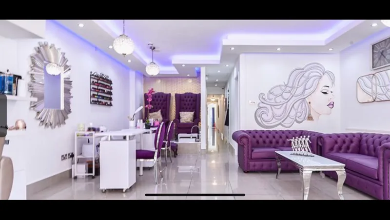 Bella & Bello, beauty salon at 77 New Broadway in Ealing, London