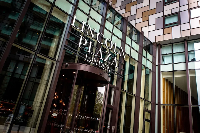 Lincoln Plaza London, Curio Collection by Hilton
