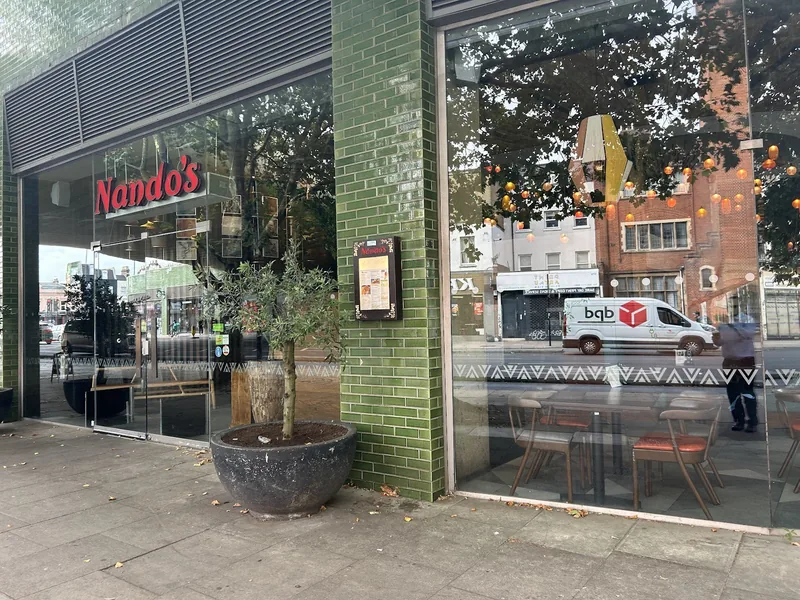 Nando's